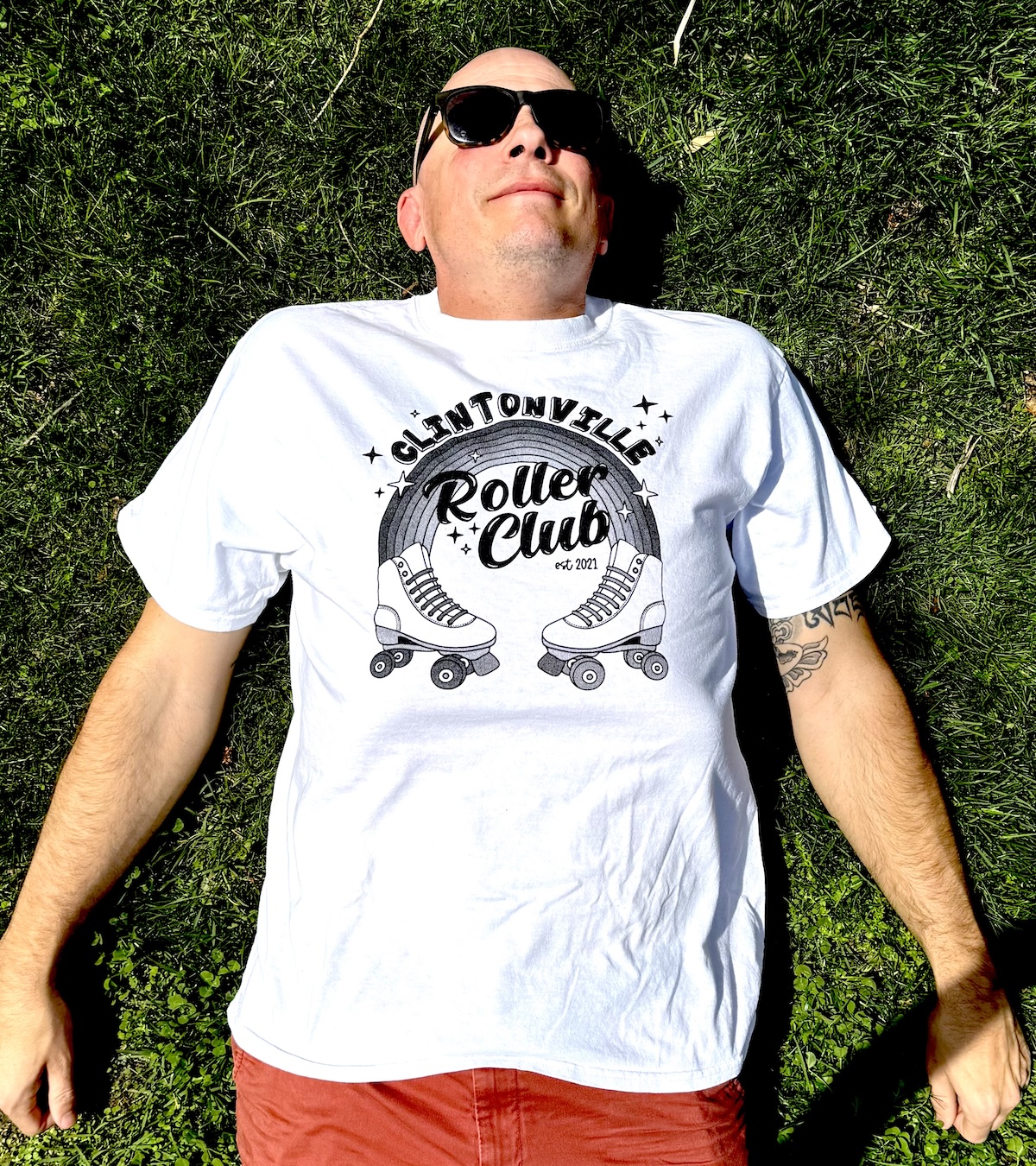 Rainbow Skates one-color black T-Shirt